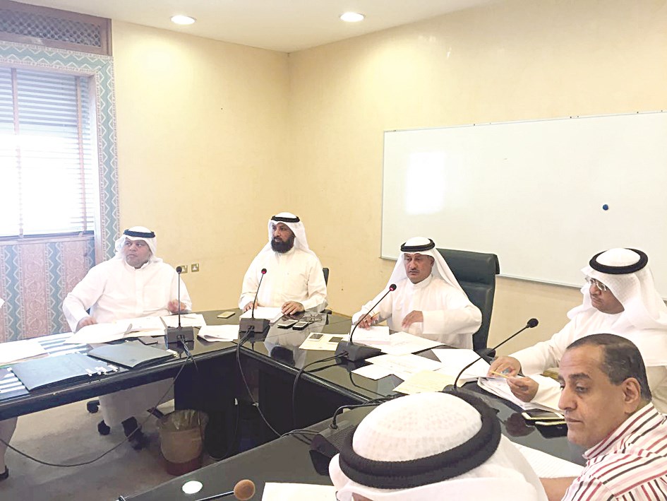 u062cu0627u0646u0628 u0645u0646 u0627u062cu062au0645u0627u0639 u0644u062cu0646u0629 u0627u0644u0623u062du0645u062fu064a