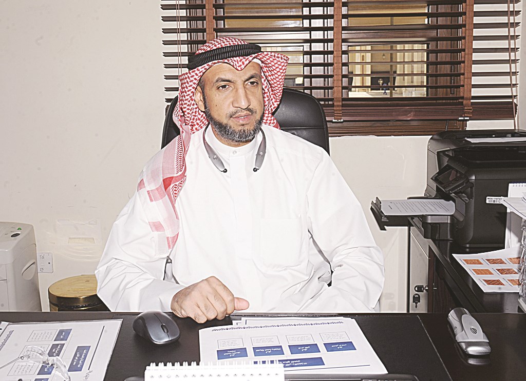 الشعبان مستعرضاً مهمات اللجان