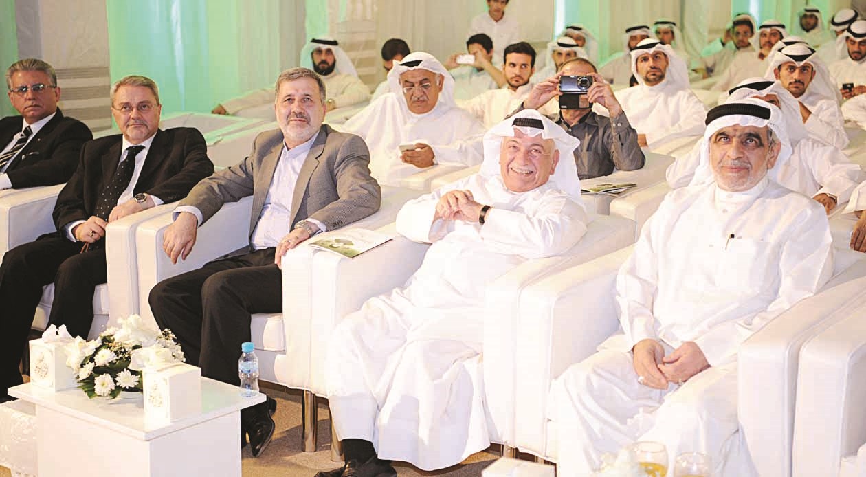 حضور برلماني وديبلوماسي