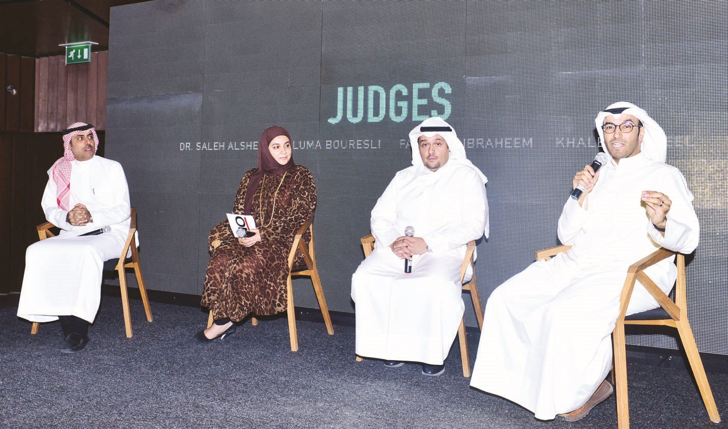 أعضاء لجنة التحكيم                 (تصوير موسى عيّاش)