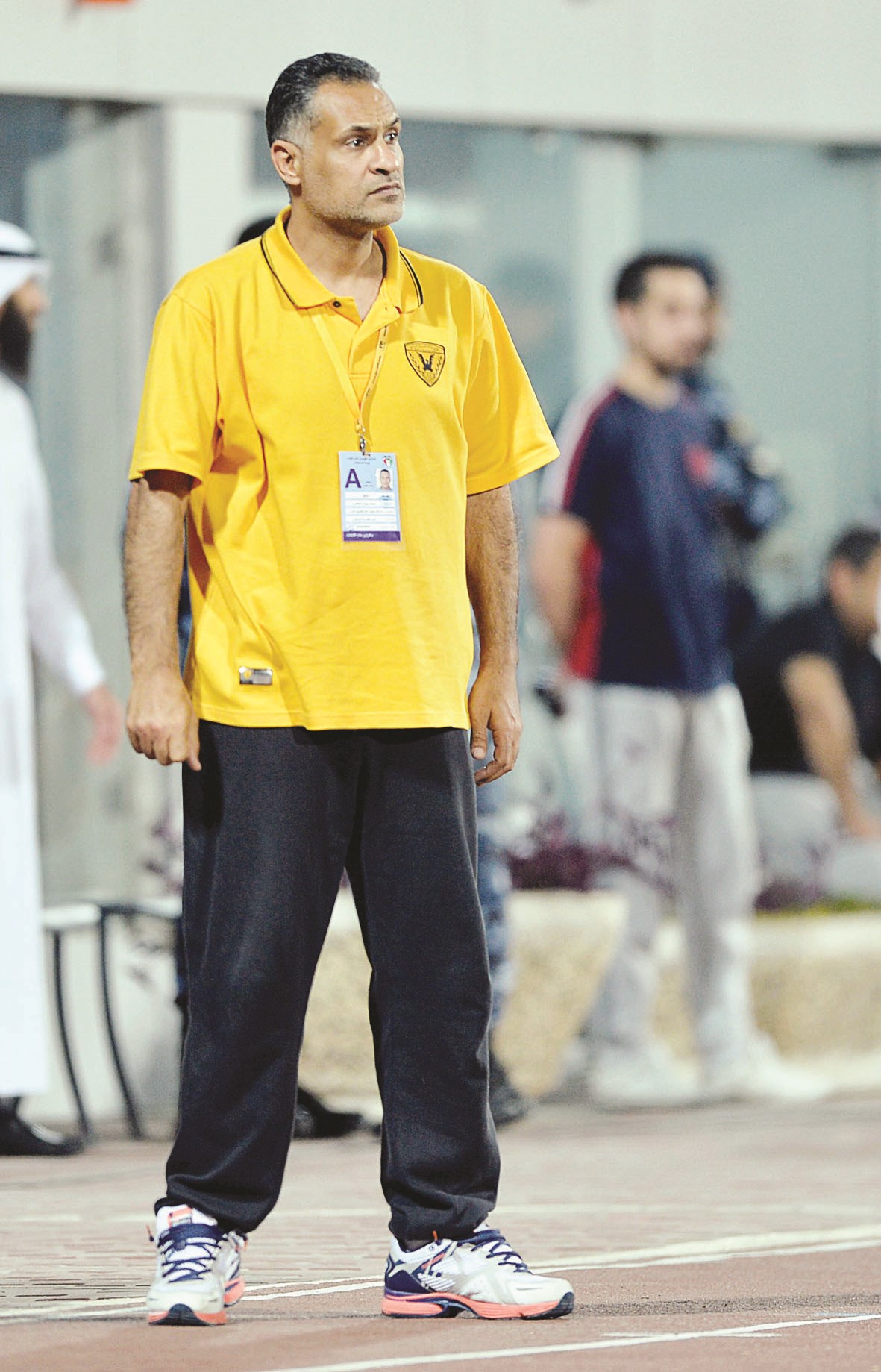 u0645u062du0645u062f u0628u0646u064au0627u0646 (u0627u0644u0623u0632u0631u0642 u062fu0648u062a u0643u0648u0645)