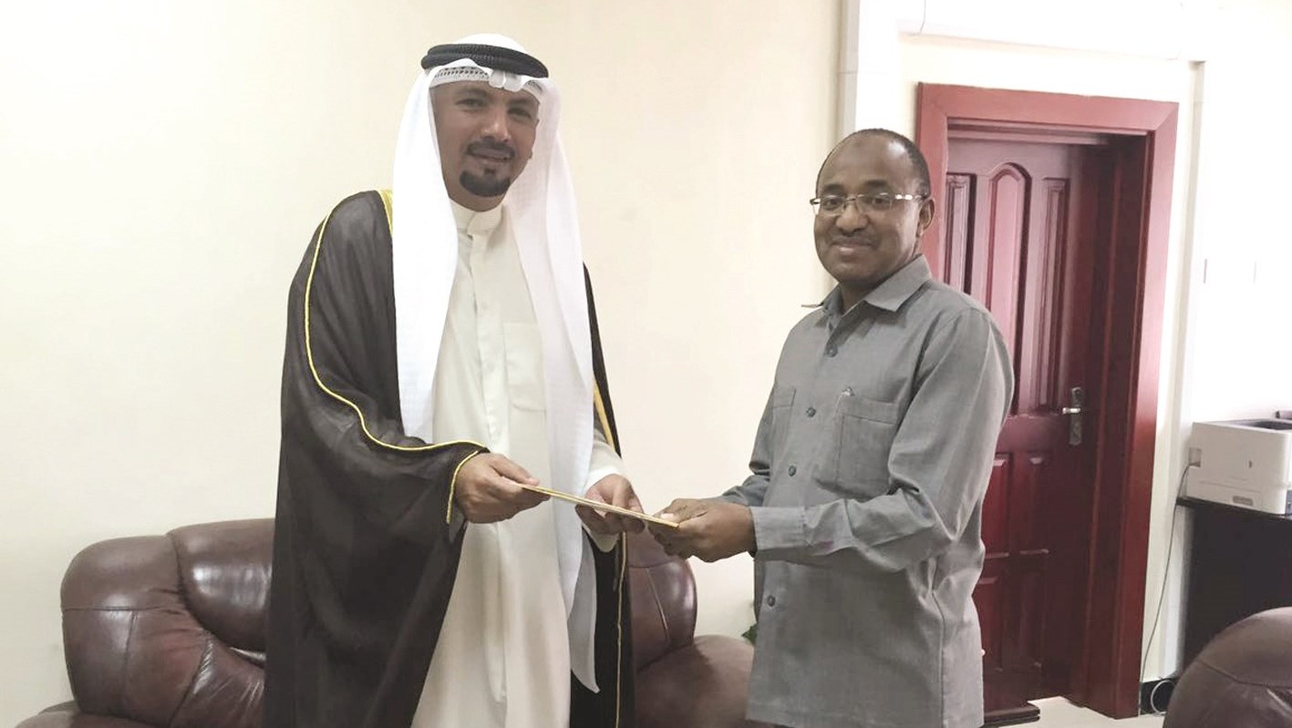 u0648u0632u064au0631 u0627u0644u062fu0641u0627u0639 u0627u0644u062au0646u0632u0627u0646u064a u0645u062au0633u0644u0645u0627u064b u0627u0644u0631u0633u0627u0644u0629 u0645u0646 u0627u0644u0646u0627u062cu0645