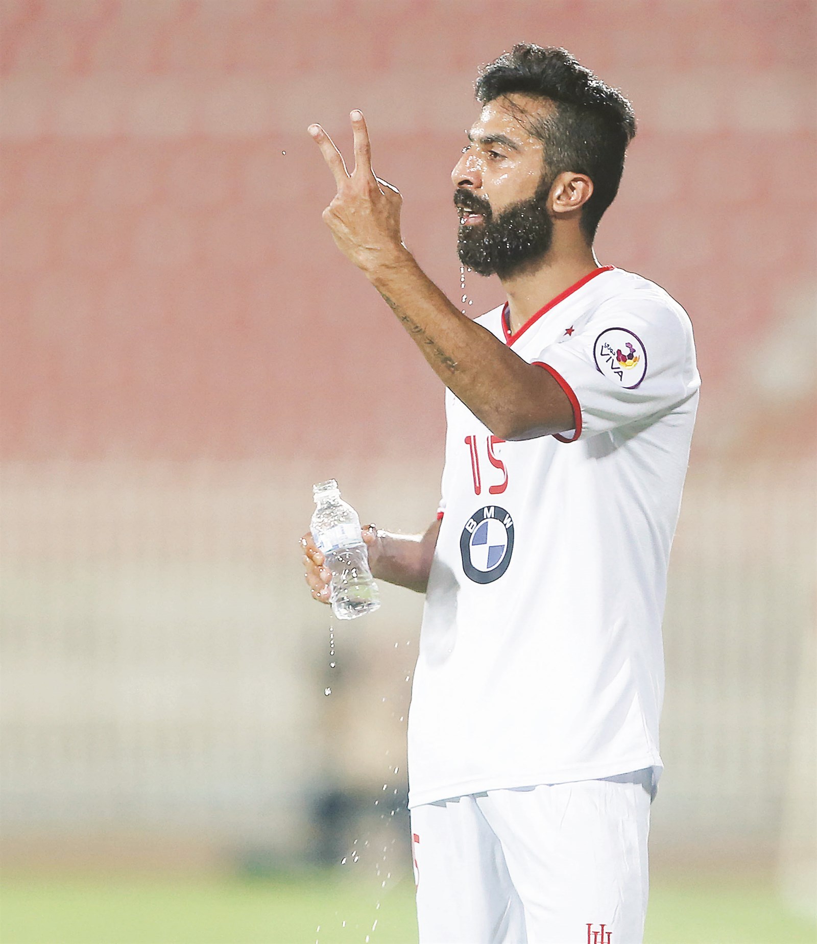 u0648u0644u064au062f u0639u0644u064a u0627u062eu062au0627u0631 u0627u0644u0642u0633u0645 u0627u0644u062bu0627u0646u064a u0644u0644u0627u0639u062au0632u0627u0644     (u0627u0644u0623u0632u0631u0642 u062fu0648u062a u0643u0648u0645)