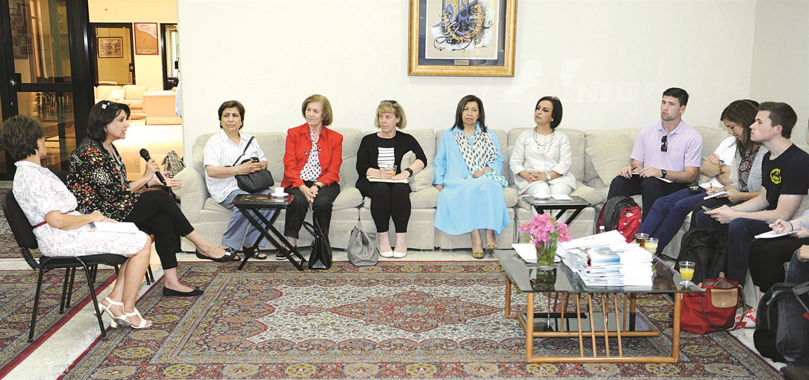 u0627u0644u0648u0641u062f u0627u0644u0623u0645u064au0631u0643u064a u0644u062fu0649 u0632u064au0627u0631u062au0647 u0644u0645u0642u0631 u0627u0644u062cu0645u0639u064au0629 u0627u0644u062bu0642u0627u0641u064au0629 u0627u0644u0646u0633u0627u0626u064au0629 (u062au0635u0648u064au0631 u0637u0627u0631u0642 u0639u0632u0627u0644u062fu064au0646)