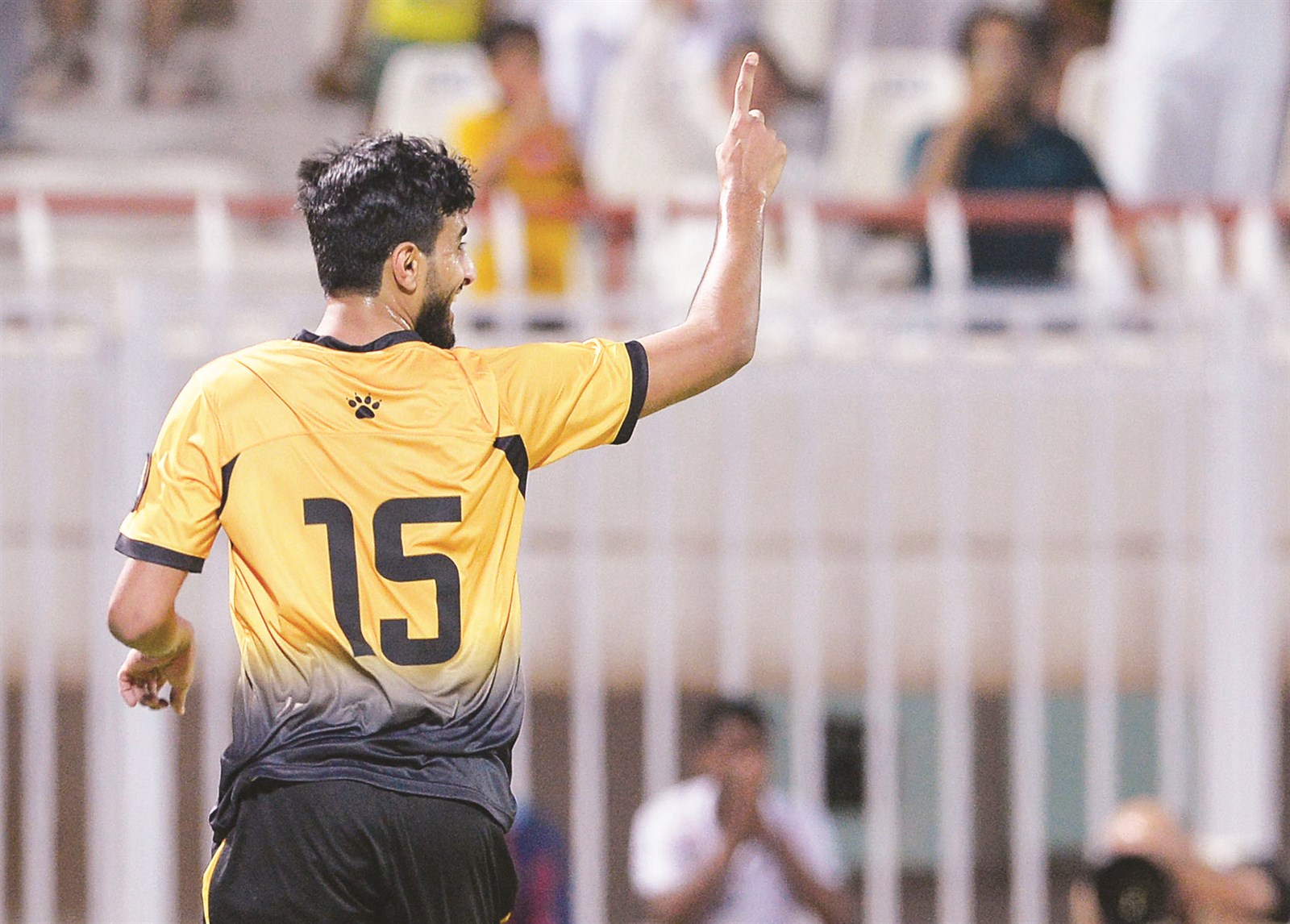 u0627u0644u0645u062cu0645u062f u0641u064a u0627u0646u062au0638u0627u0631 u062au062du062fu064au062f u0645u0635u064au0631u0647     (u0627u0644u0623u0632u0631u0642 u062fu0648u062a u0643u0648u0645)