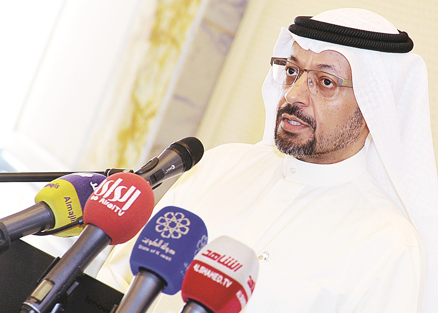 حمادة متحدثاًُ للصحافيين