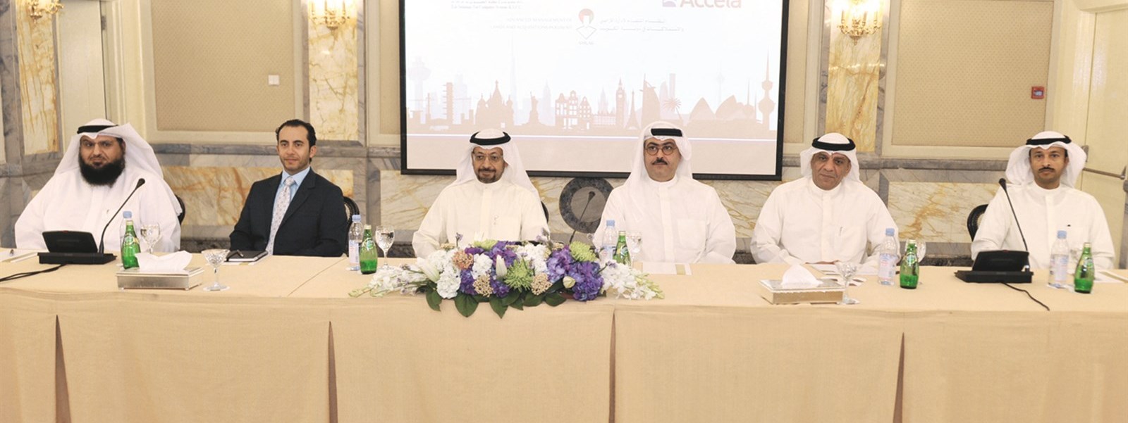 u062du0645u0627u062fu0629 u0648u0627u0644u0639u0648u0636u064a u0648u0627u0644u0643u0627u0638u0645u064a u062eu0644u0627u0644 u0627u0644u0645u0624u062au0645u0631 u0627u0644u0635u062du0627u0641u064a (u062au0635u0648u064au0631 u0633u0639u062f u0647u0646u062fu0627u0648u064a)