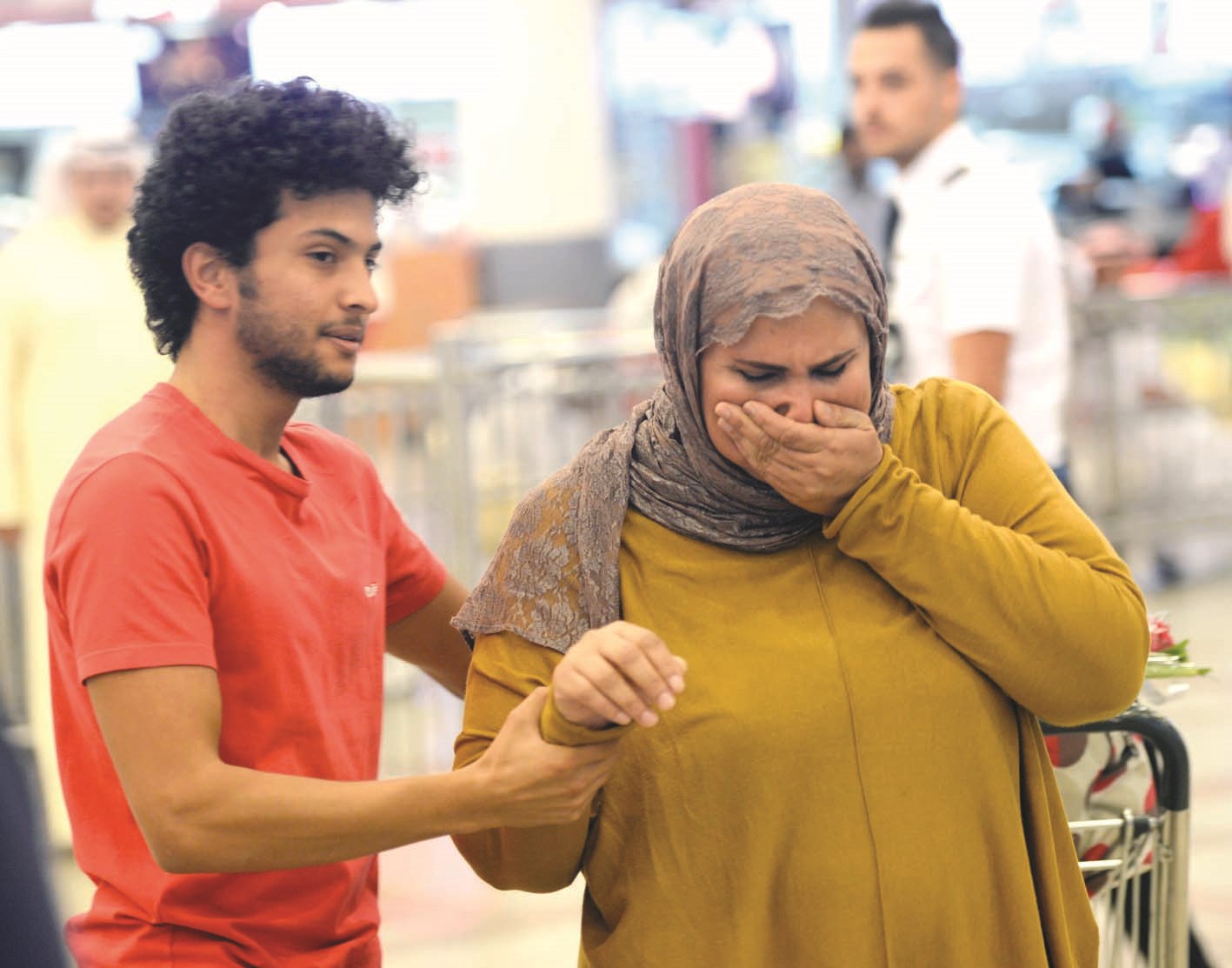 دموع الفرح بالعودة