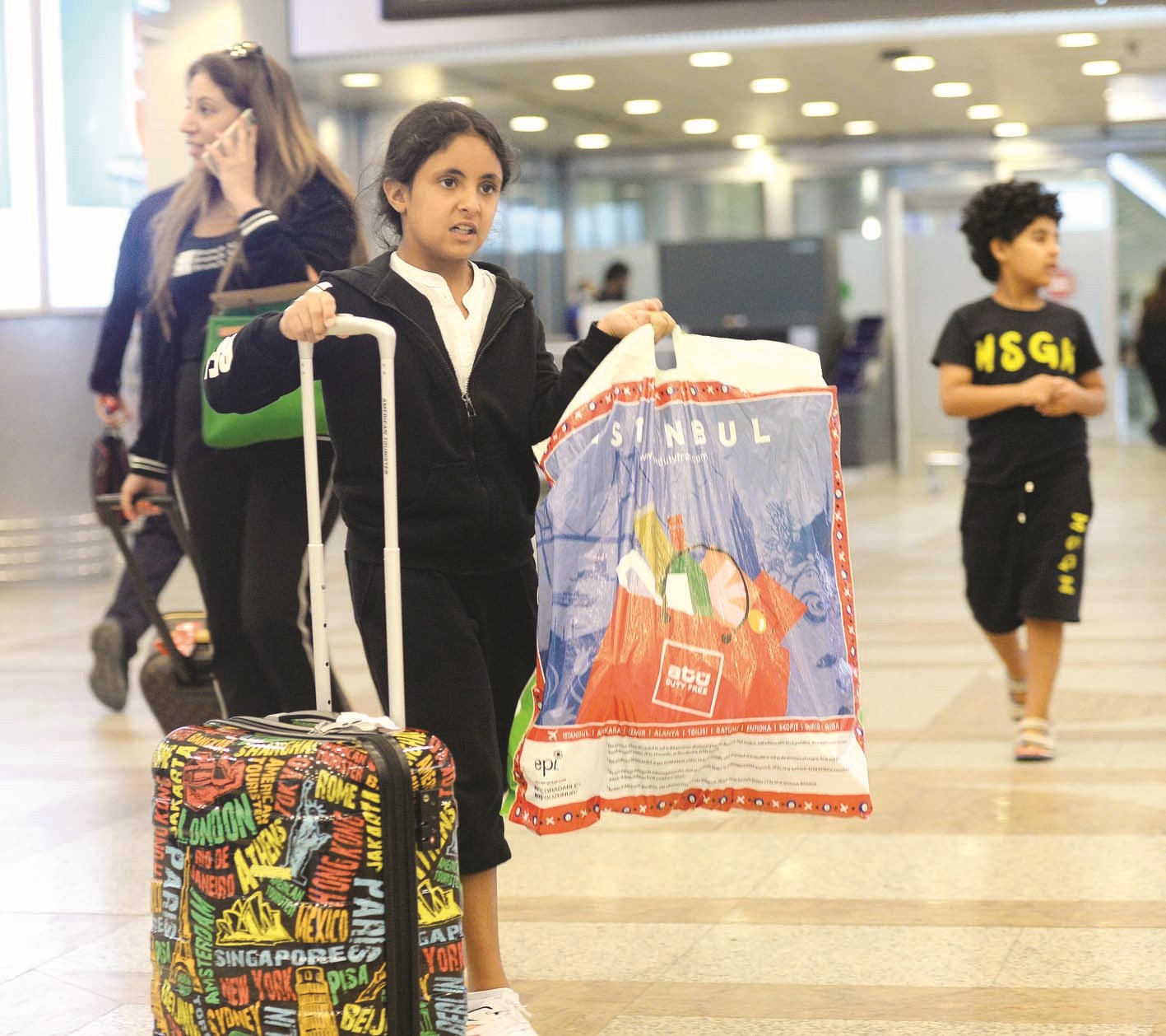 طفلة من ضمن العائدين