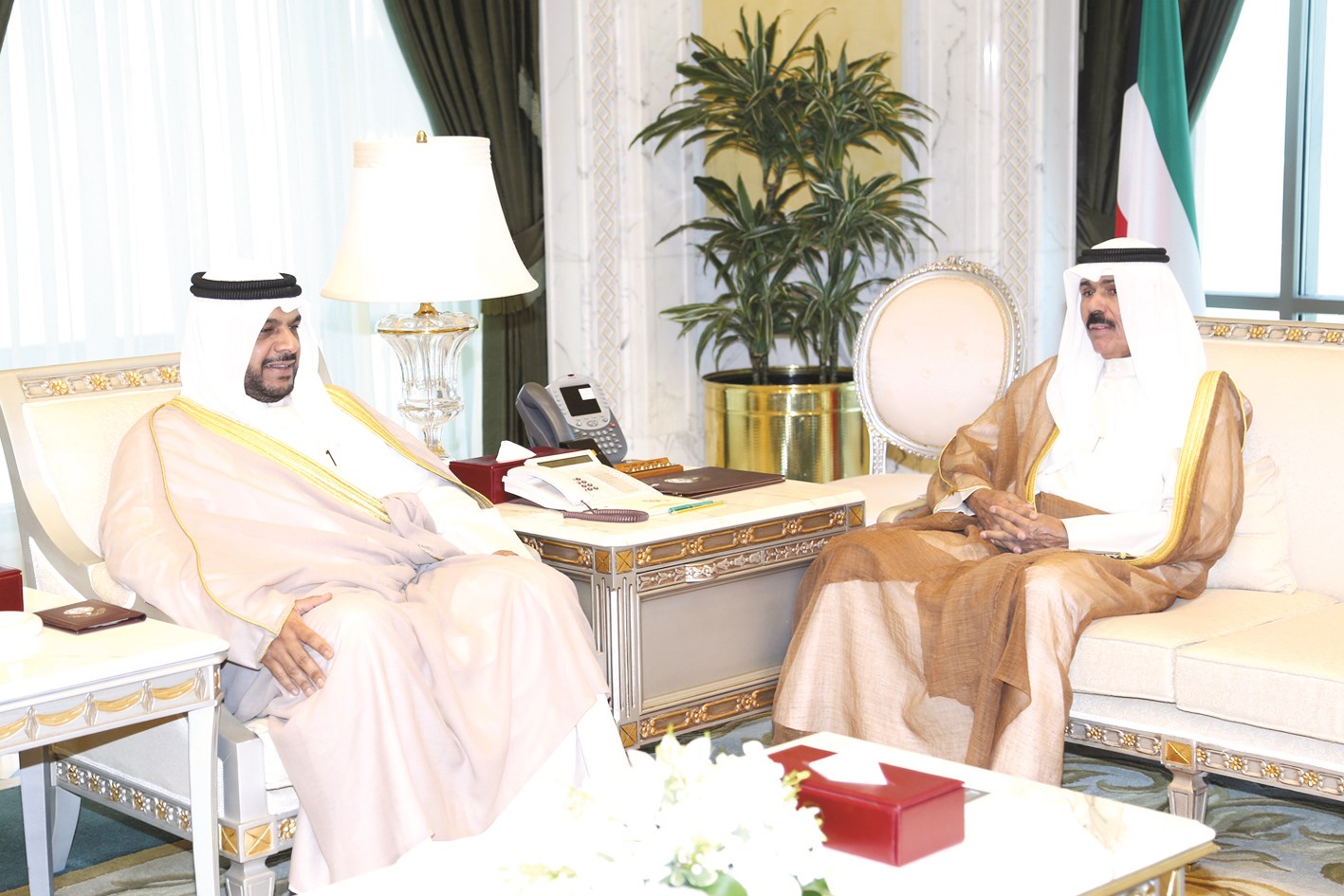 ... وأحمد المنصور