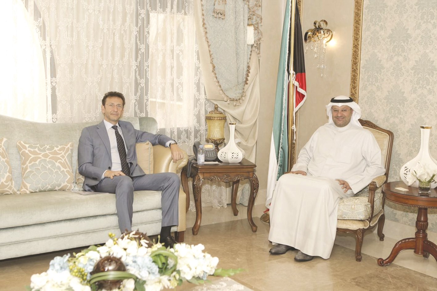 u0648u0632u064au0631 u0627u0644u0635u062du0629 u0645u0633u062au0642u0628u0644u0627u064b u0627u0644u0633u0641u064au0631 u0627u0644u0625u064au0637u0627u0644u064a