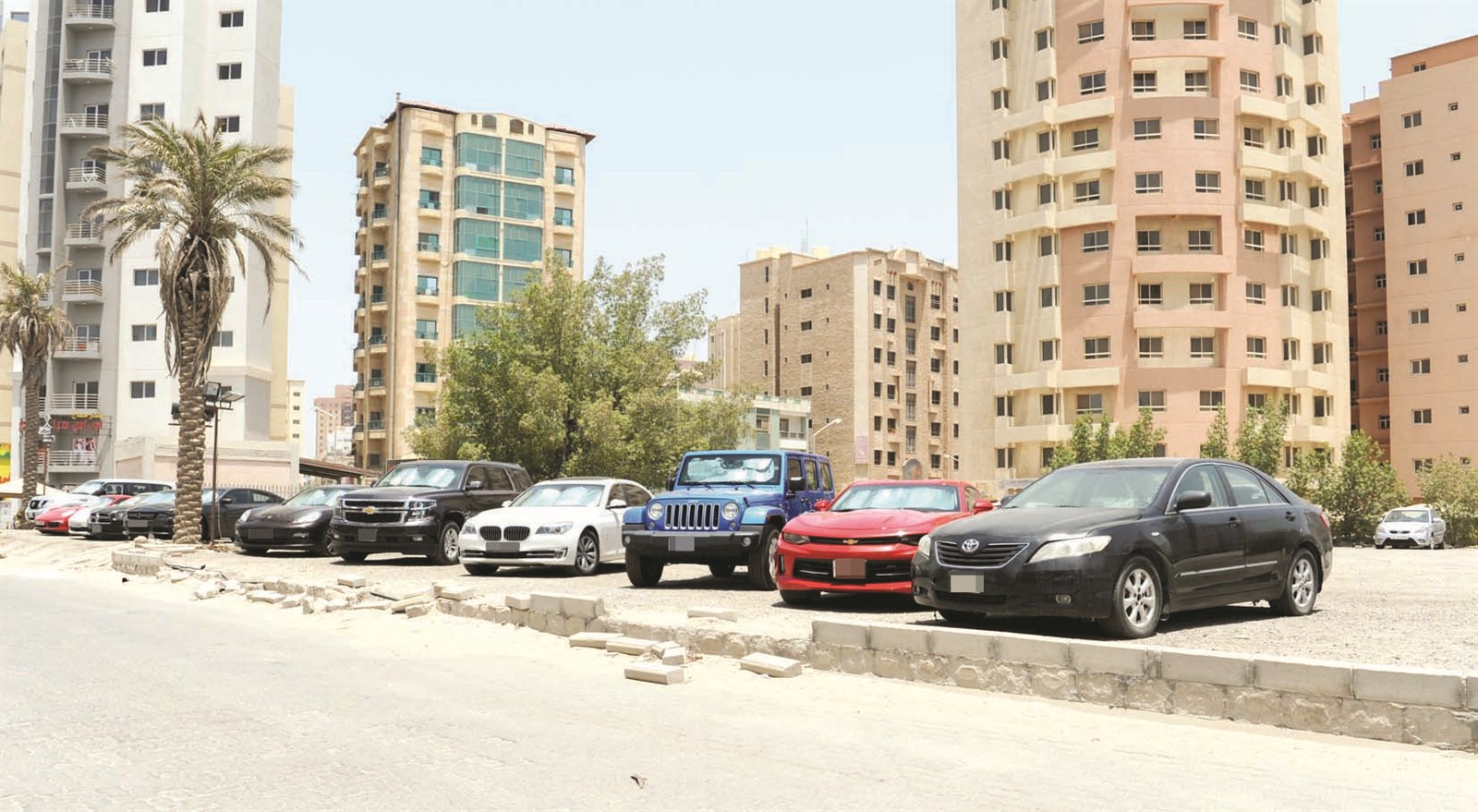 إنشاء أرصفة وتعدٍ على أملاك الدولة