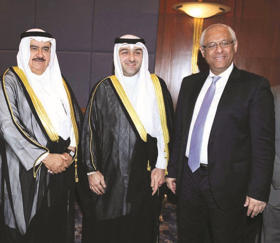 أبل والمهنا وعاطف