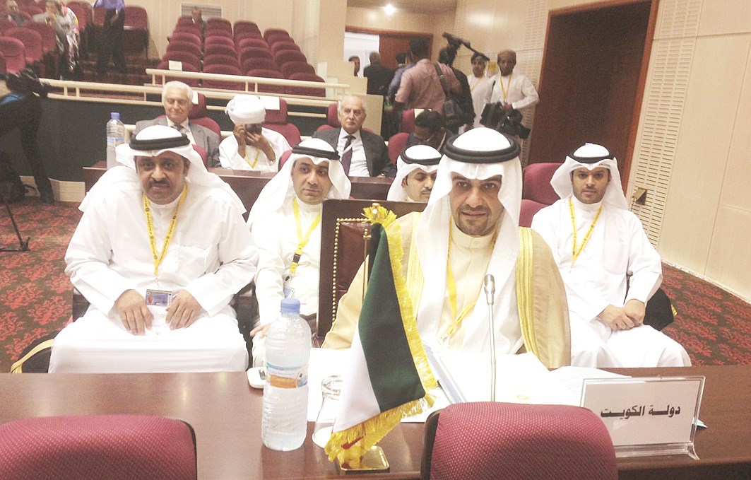 u0623u0646u0633 u0627u0644u0635u0627u0644u062d u062eu0644u0627u0644 u0627u062cu062au0645u0627u0639 u0627u0644u0645u062cu0644u0633 u0627u0644u0627u0642u062au0635u0627u062fu064a u0648u0627u0644u0627u062cu062au0645u0627u0639u064a