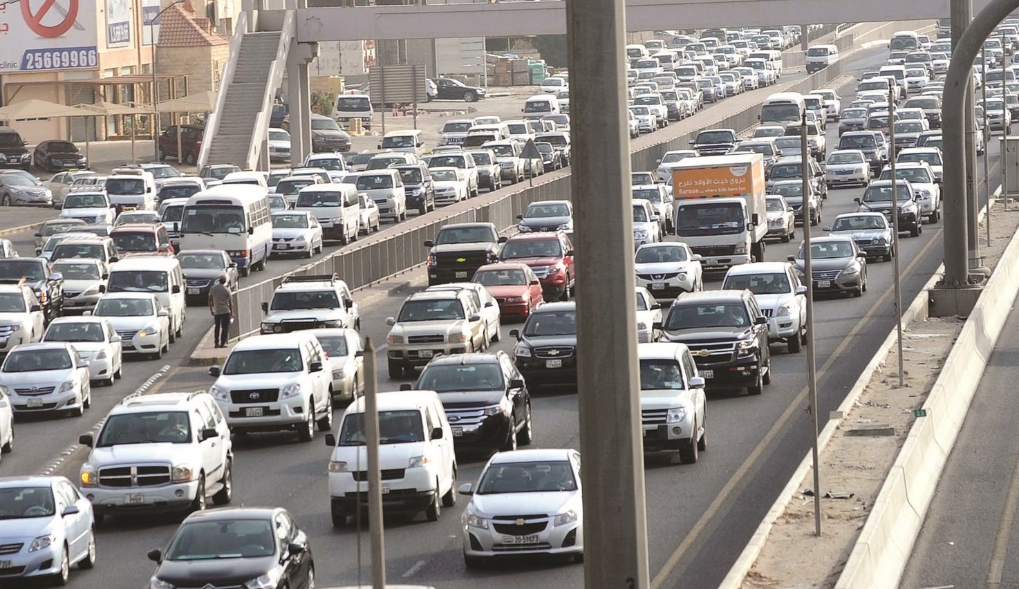 الإزدحام المروري ليس له حل قريب كما يرى وكيل وزارة الداخلية المساعد لشؤون المرور