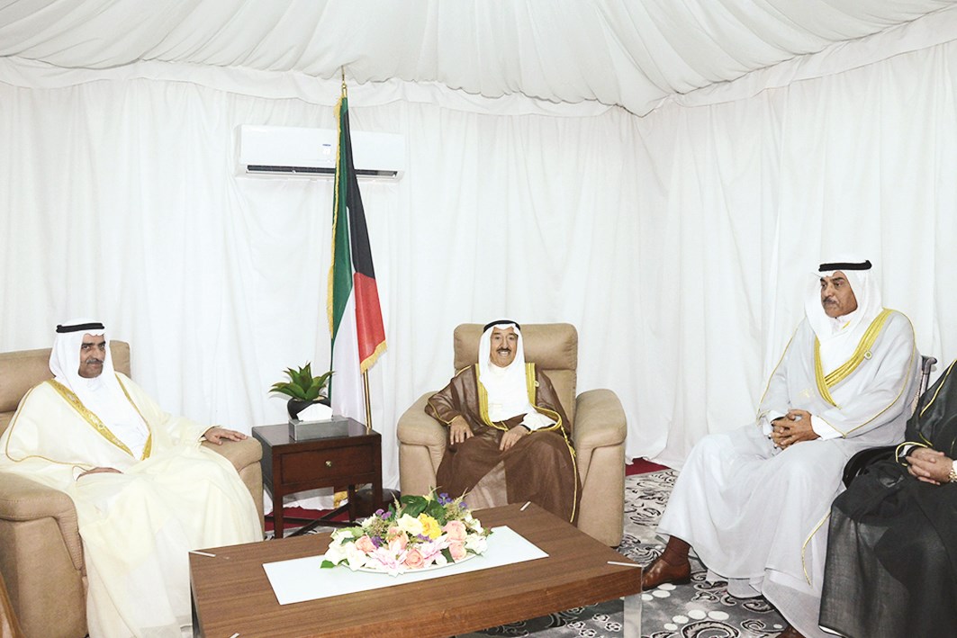 ... ورئيس وفد الإمارات