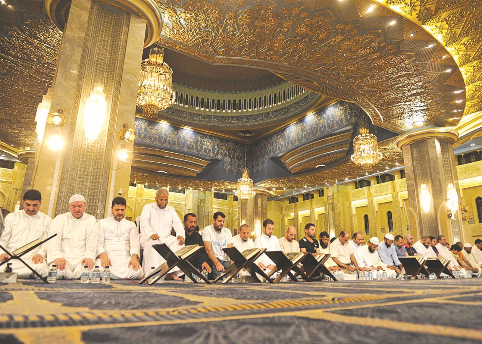 في التشهد الأخير