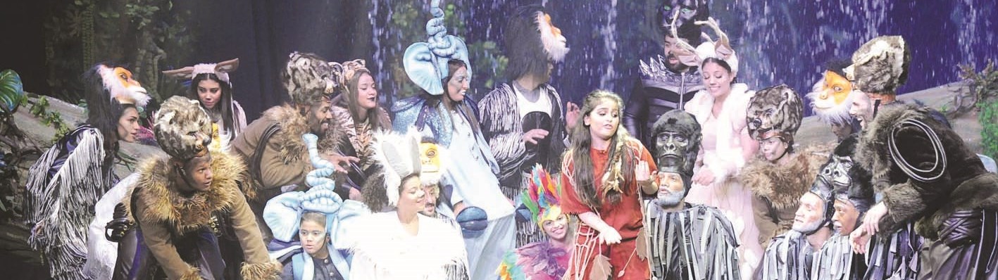 مشهد من المسرحية   (تصوير نايف العقلة)