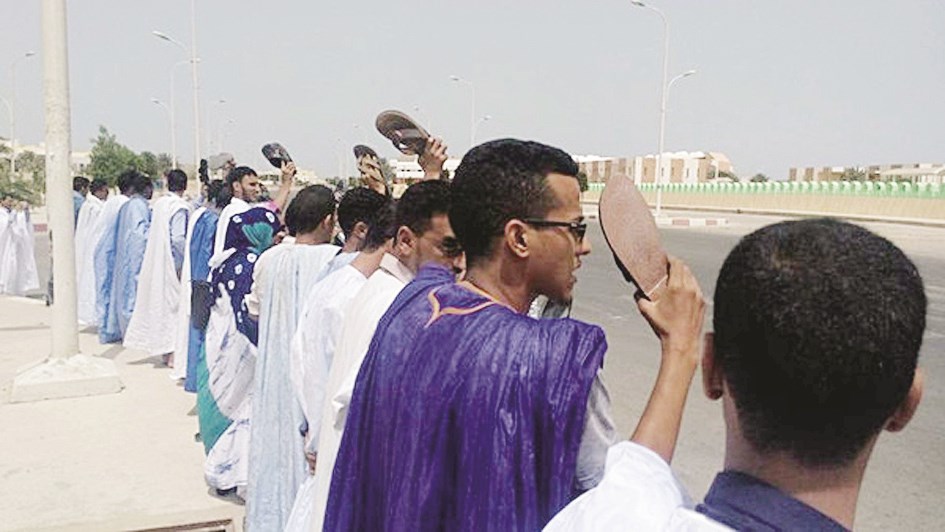 u0634u0628u0627u0628 u0645u0646 u00abu062du0631u0643u0629 25 u0641u0628u0631u0627u064au0631u00bb u062eu0644u0627u0644 u0627u0644u0648u0642u0641u0629 u0627u0644u0627u062du062au062cu0627u062cu064au0629