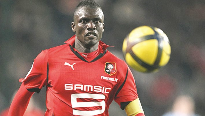 u0627u0644u0633u0646u063au0627u0644u064a u0639u0628u062fu0627u0644u0642u0627u062fu0631 u0645u0627u0646u063au0627u0646 u0627u0628u062au0639u062f u0639u0646 u062du0633u0627u0628u0627u062a u00abu0627u0644u0639u0645u064au062fu00bb