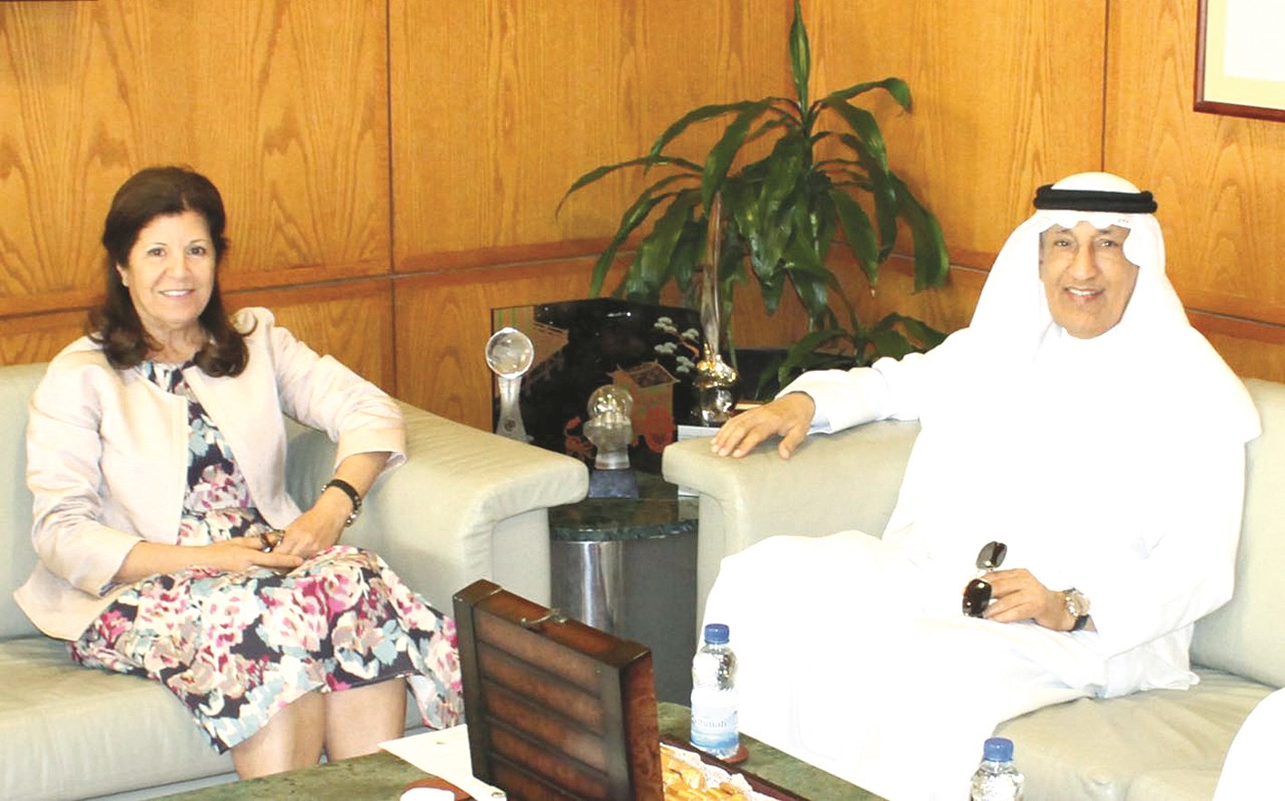 u0627u0644u0633u064au062fu0639u0645u0631 u0644u062fu0649 u0627u0633u062au0642u0628u0627u0644u0647u0627 u0627u0644u0634u0627u0631u062e