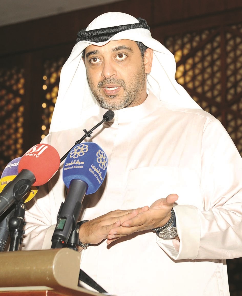 u0627u0644u0639u0628u062fu0627u0644u0644u0647 u0645u062au062du062fu062bu0627u064b u0641u064a u062du0641u0644 u0627u0644u062au0643u0631u064au0645