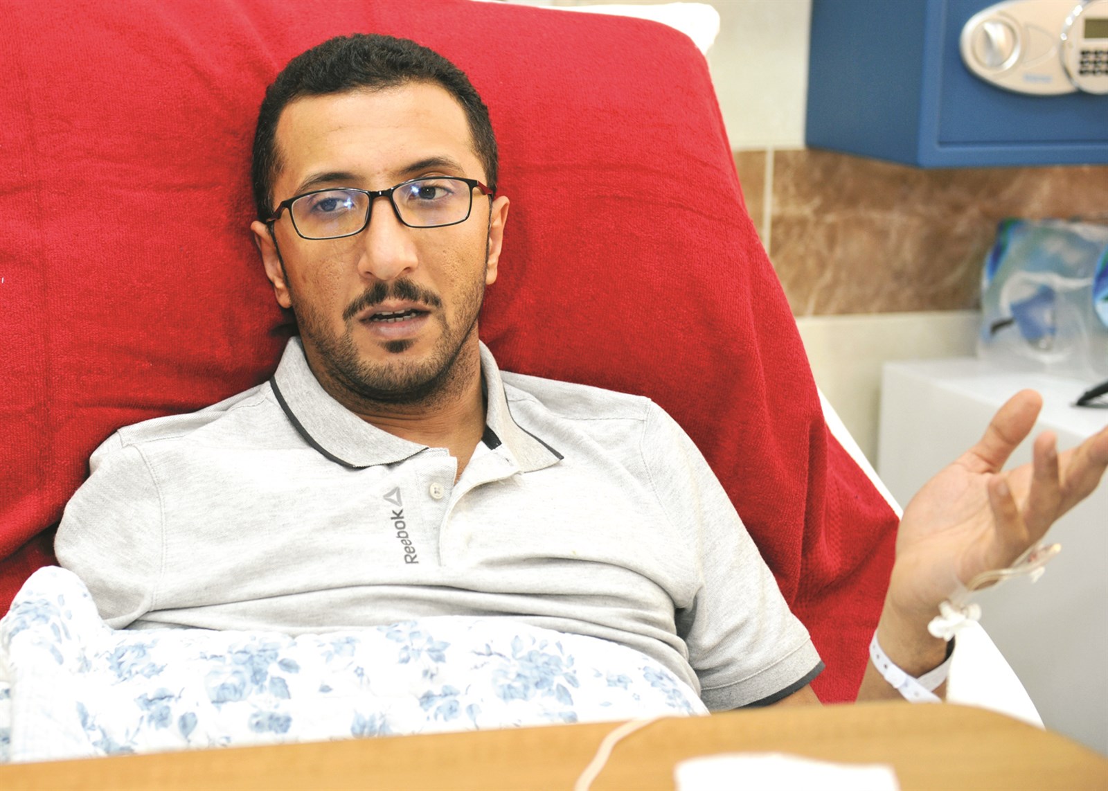 u0627u0644u0639u0648u0636u064a u0645u062au062du062fu062bu0627u064b u0644u0640 u00abu0627u0644u0631u0627u064au00bb b(u062au0635u0648u064au0631 u062cu0644u0627u0644 u0645u0639u0648u0636 u0648u0633u0639u062f u0647u0646u062fu0627u0648u064a)