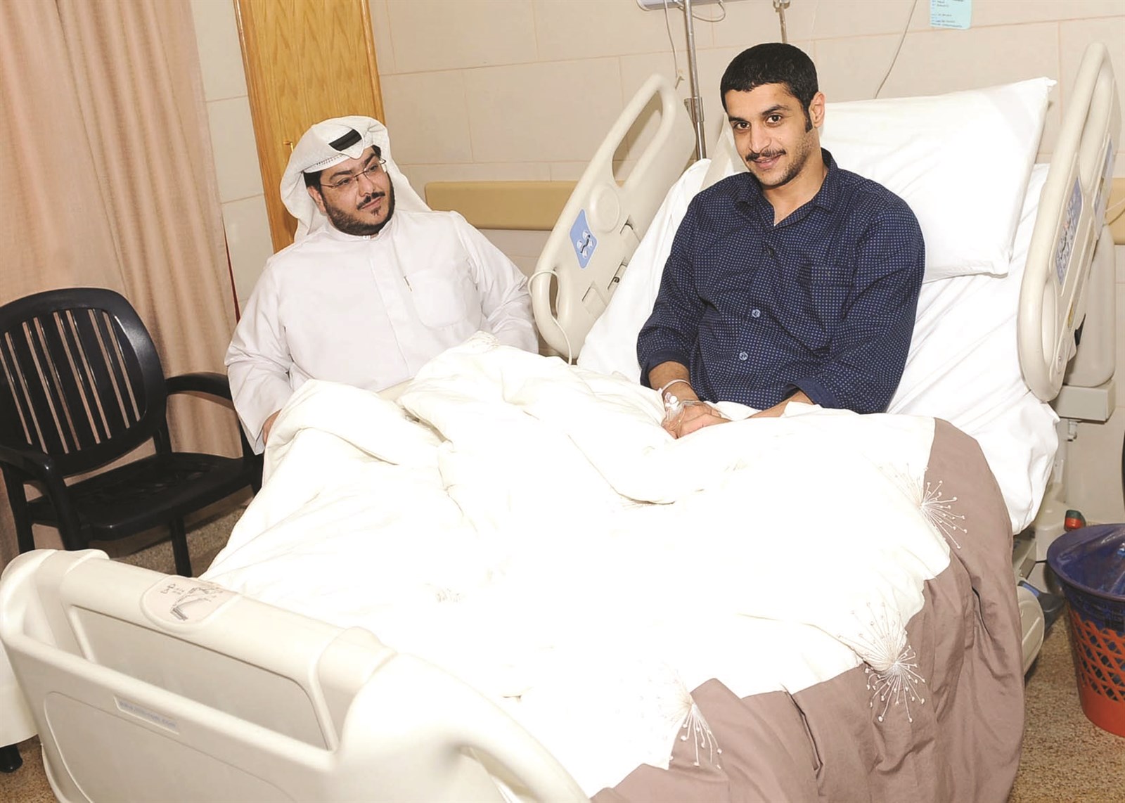 الحمود متحدثاً للزميل عزيز أحمد