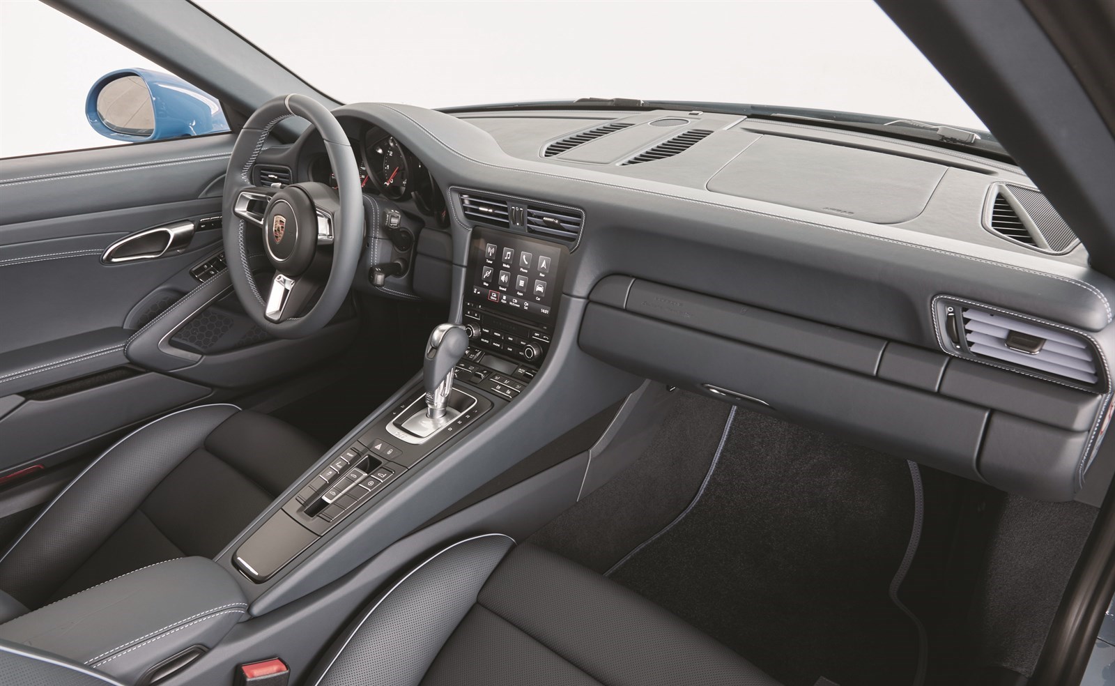 مقصورة داخلية «فاتنة»