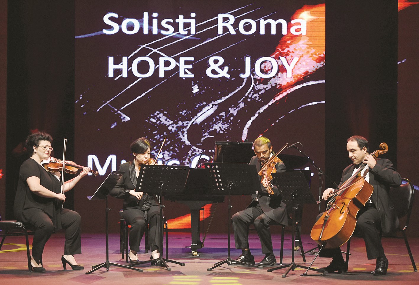 u0639u0632u0641 u0623u0648u0628u0631u0627u0644u064a (u062au0635u0648u064au0631 u062cu0627u0633u0645 u0628u0627u0631u0648u0646)