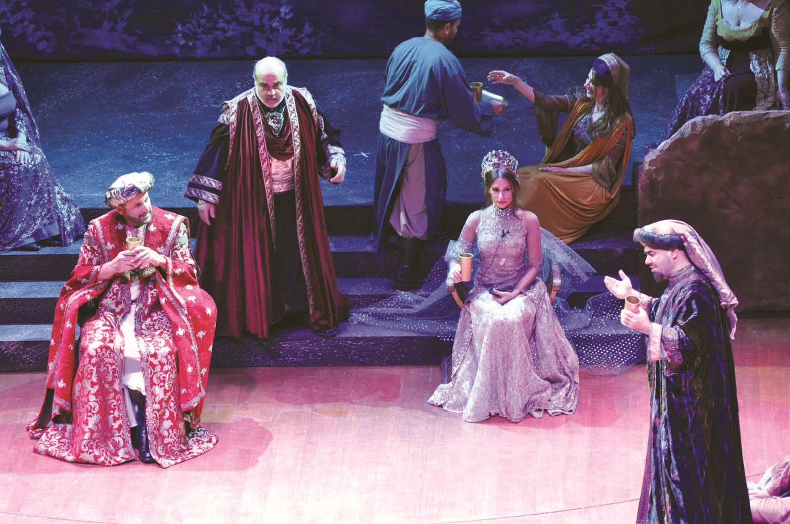 u0645u0634u0647u062f u0645u0646 u00abu0645u0644u0648u0643 u0627u0644u0637u0648u0627u0626u0641u00bb