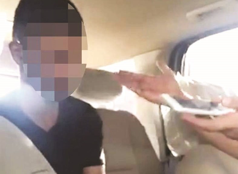 u0635u0648u0631u0629 u0645u0646 u0645u0642u0637u0639 u0627u0644u0641u064au062fu064au0648 u0627u0644u0630u064a u0648u062bu0642 u0636u0631u0628 u0627u0644u0634u0627u0628 u0627u0644u0633u0639u0648u062fu064a