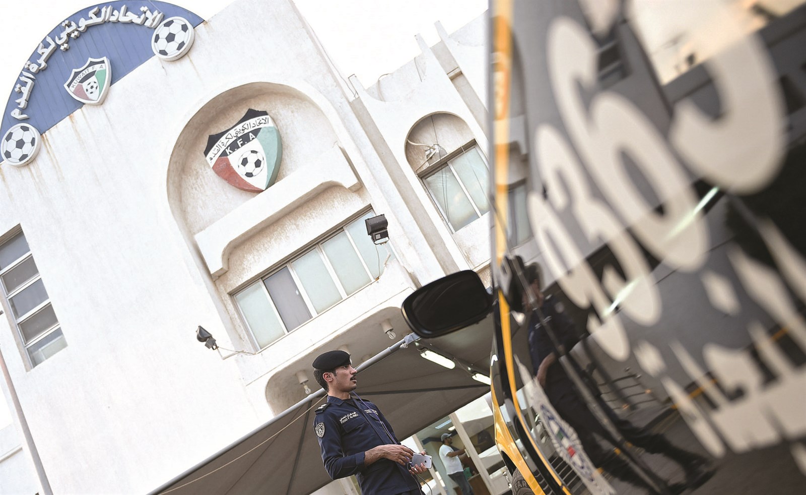 u0627u062au062du0627u062f u0643u0631u0629 u0627u0644u0642u062fu0645... u0628u064au062f u0623u0645u064au0646u0629 (u062au0635u0648u064au0631 u062cu0627u0633u0645 u0628u0627u0631u0648u0646)