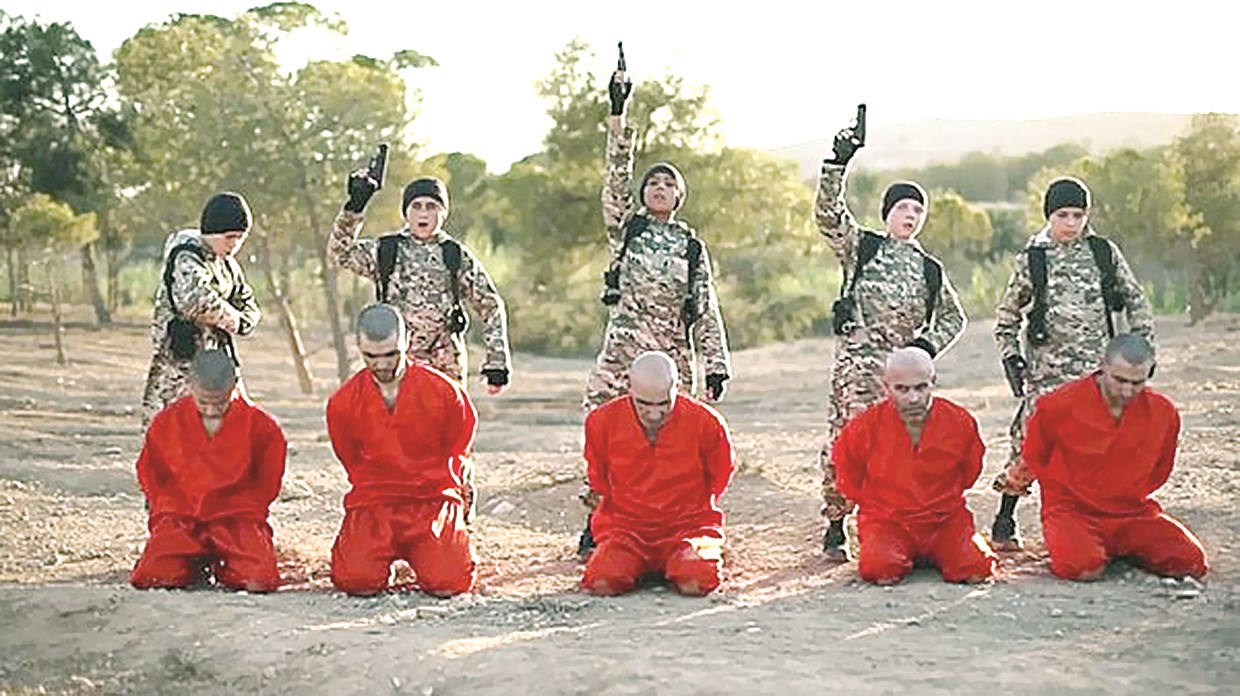 u0635u0628u064au0629 u062fu0627u0639u0634u064au0648u0646 u0645u0646 u00abu0643u062au064au0628u0629 u0627u0644u0625u0639u062fu0627u0645u00bb u064au0647u0645u0651u0648u0646 u0628u062au0635u0641u064au0629 u0623u0633u0631u0649 u0623u0643u0631u0627u062f u0641u064a u0627u0644u0631u0642u0629 u0627u0644u0633u0648u0631u064au0629