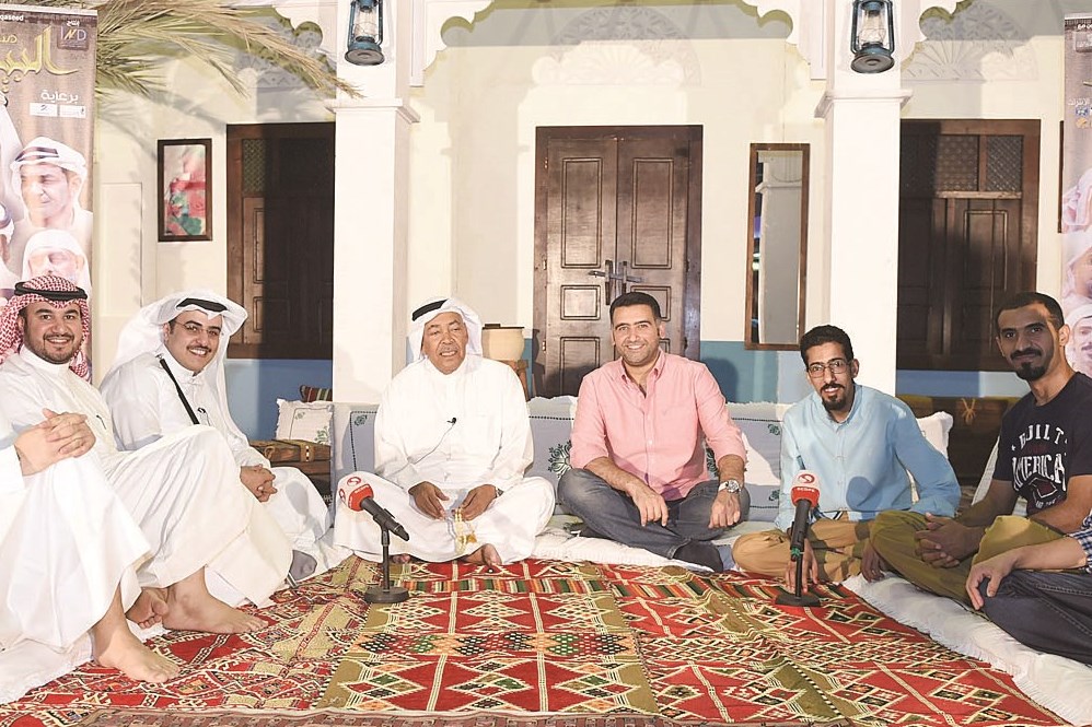 u062cu0627u0646u0628 u0645u0646 u0627u0644u0644u0642u0627u0621     (u062au0635u0648u064au0631 u062cu0627u0633u0645 u0628u0627u0631u0648u0646)