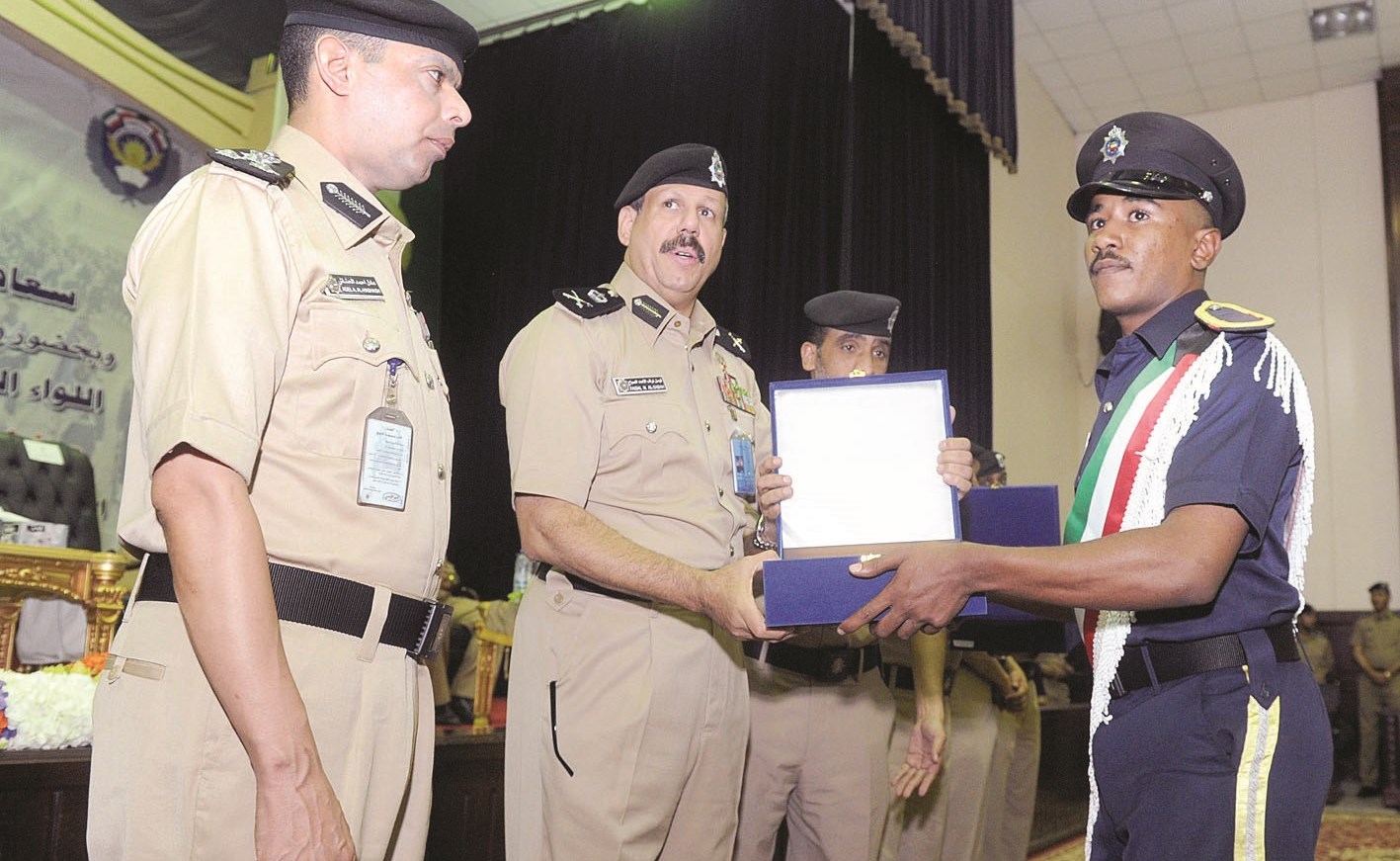 ...وأحد الفائقين