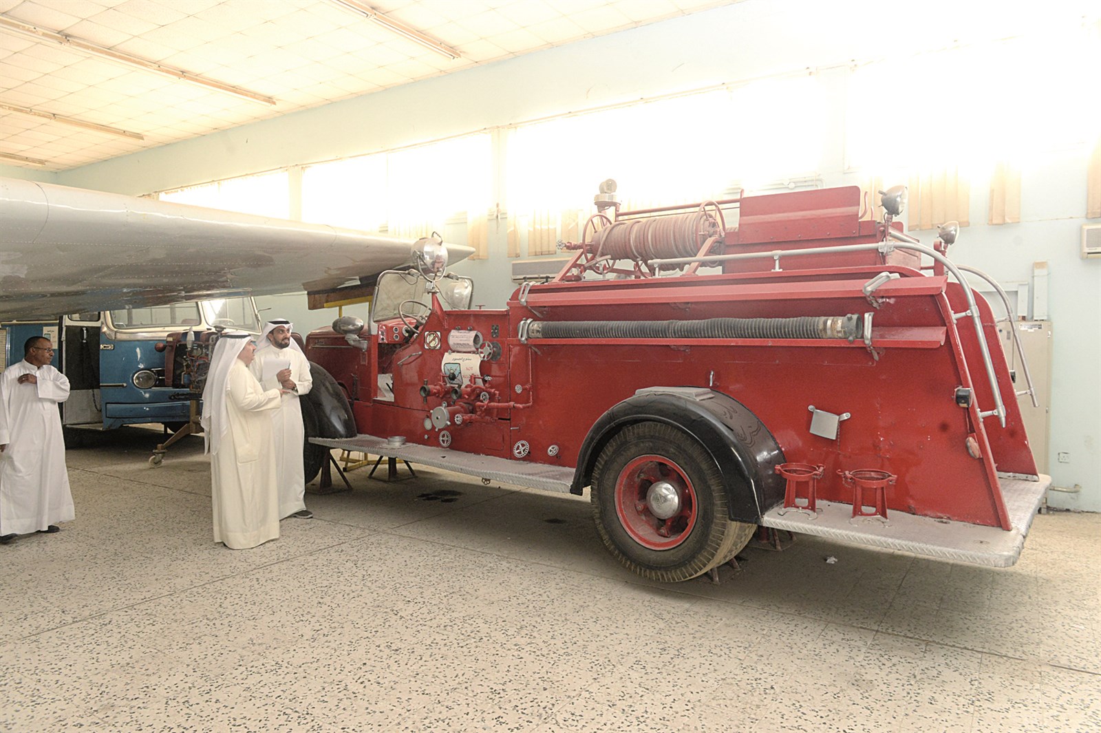أول سيارة إطفاء في الكويت
