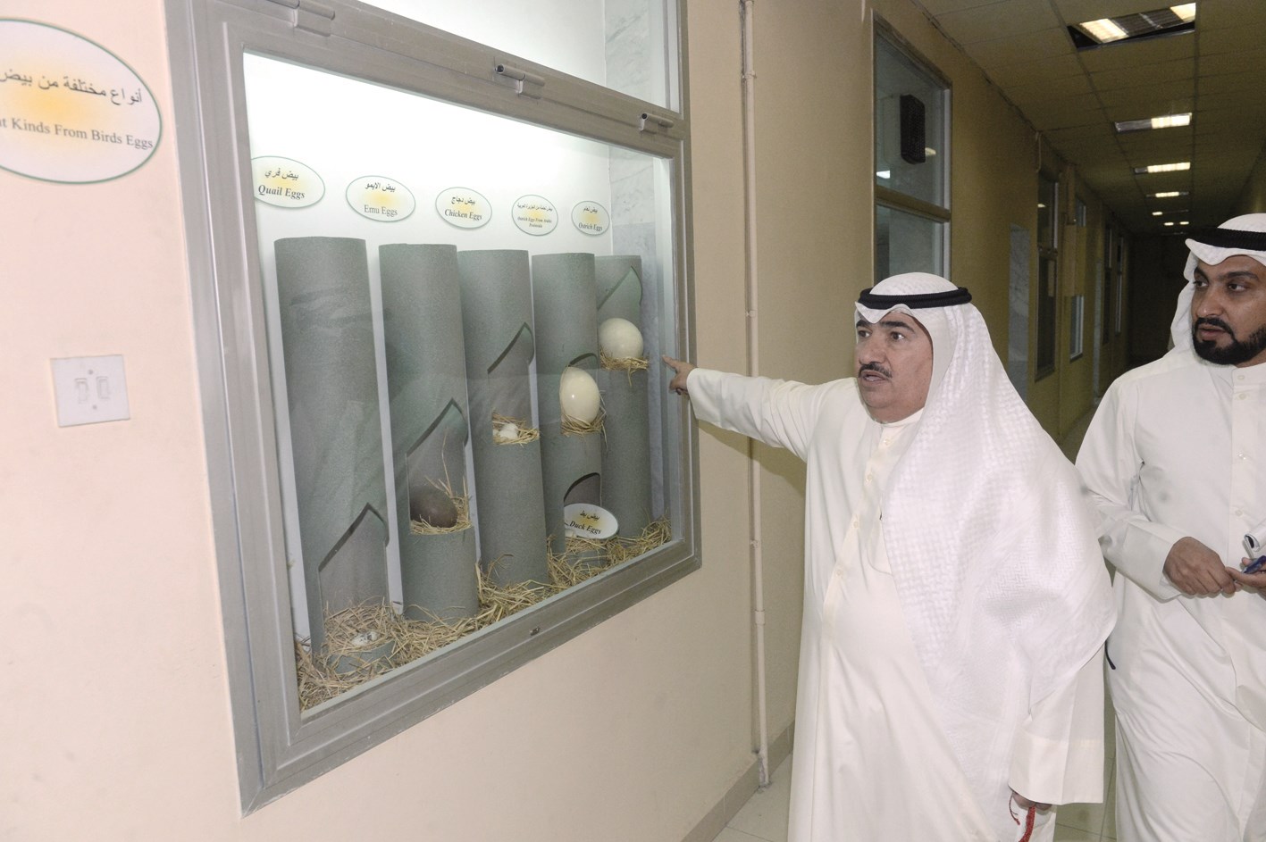 العلي يشرح أجزاء المتحف