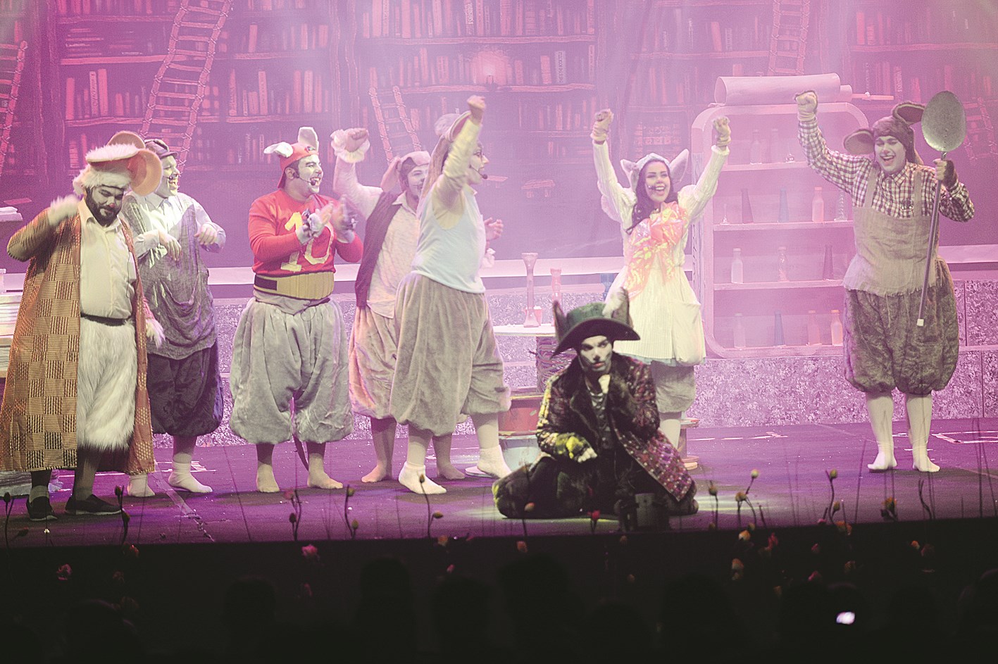 u0645u0634u0647u062f u0645u0646 u0627u0644u0645u0633u0631u062du064au0629 (u062au0635u0648u064au0631 u0623u0633u0639u062f u0639u0628u062fu0627u0644u0644u0647)