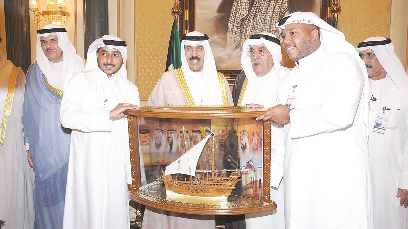 هدية إلى سمو ولي العهد