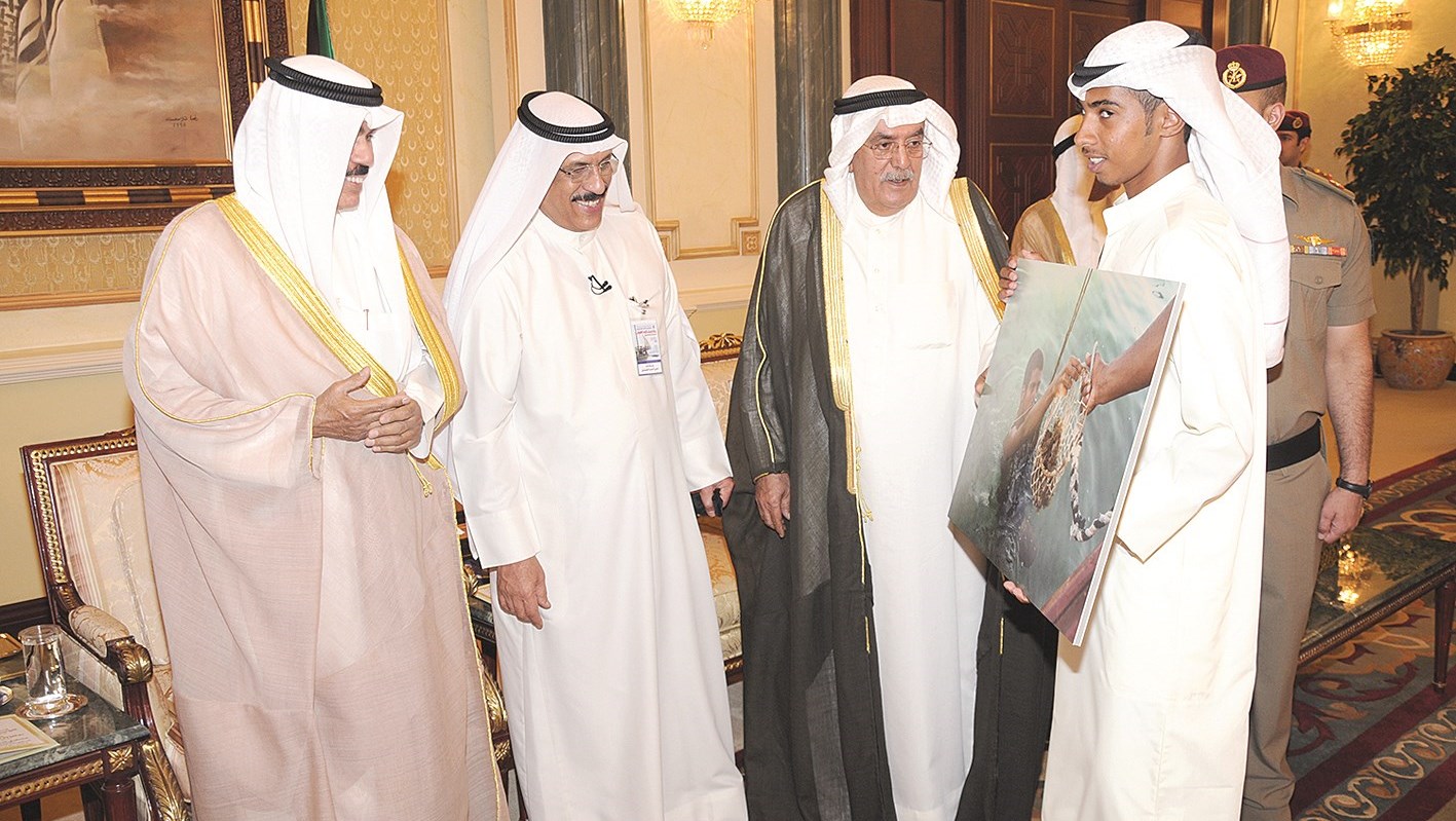 سموه يتابع صورة من فعاليات رحلة الغوص