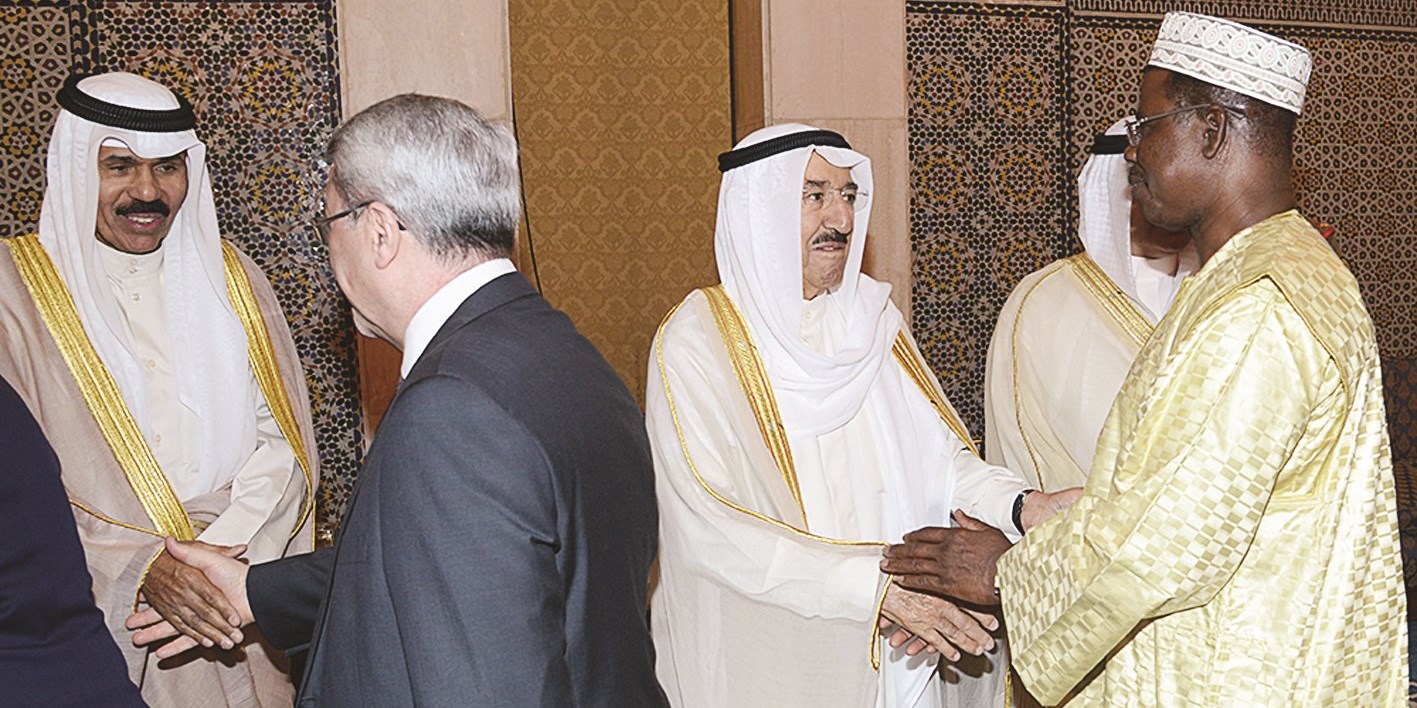 ... ويتلقى وولي العهد تهنئة ديبلوماسية