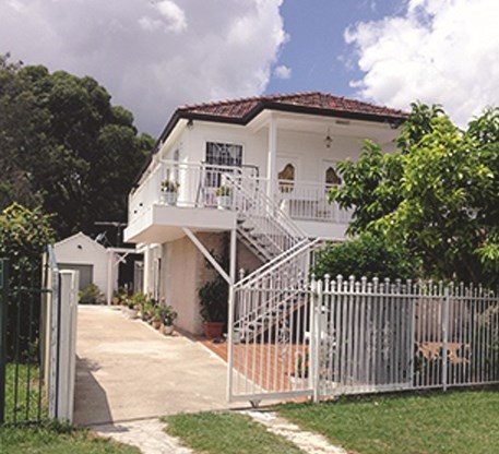 المنزل الذي اوقف كياد ورفيقه فيه