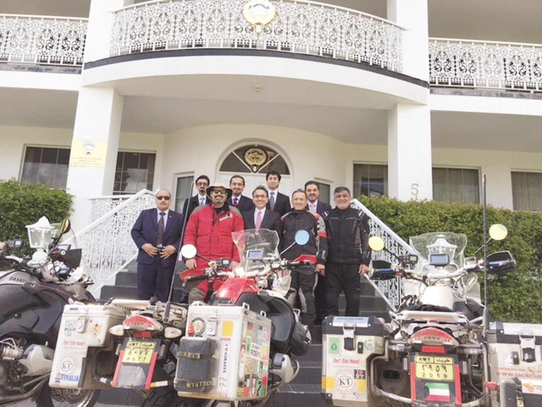 u0627u0644u0633u0641u064au0631 u0627u0644u0628u062fu0631 u0645u0639 u0627u0644u0631u062du0627u0644u0629 u0627u0644u0643u0648u064au062au064au064au0646