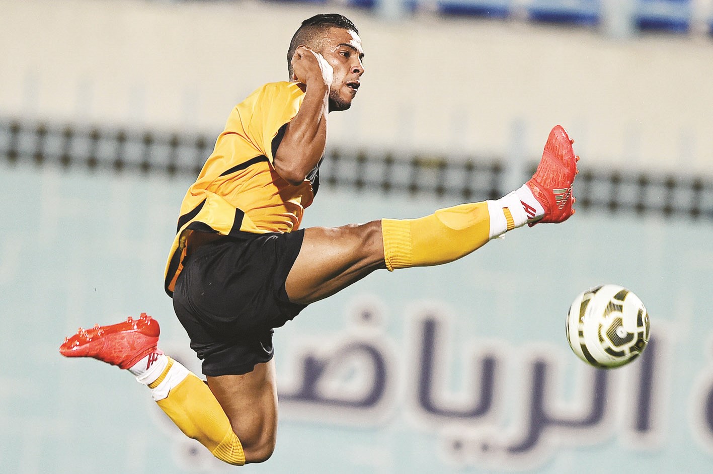 u0627u0644u0623u0631u062fu0646u064a u0634u0631u064au0641 u0627u0644u0646u0648u0627u064au0634u0629 u0634u0627u0631u0643 u0623u0645u0627u0645 u0627u0644u0633u0627u0644u0645u064au0629 u0628u0639u062f u0634u0641u0627u0626u0647 u0645u0646 u0627u0644u0625u0635u0627u0628u0629 (u062au0635u0648u064au0631 u062cu0627u0633u0645 u0628u0627u0631u0648u0646)