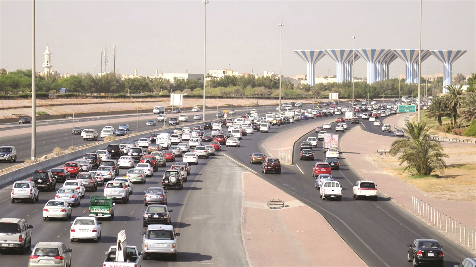 u0631u063au0645 u0643u062bu0631u0629 u0627u0644u0633u064au0627u0631u0627u062a...u0627u0644u0627u0646u0633u064au0627u0628u064au0629 u0639u0646u0648u0627u0646 u0627u0644u062du0631u0643u0629 u0641u064a u0627u0644u0634u0648u0627u0631u0639 (u062au0635u0648u064au0631 u0646u0648u0631 u0647u0646u062fu0627u0648u064a)