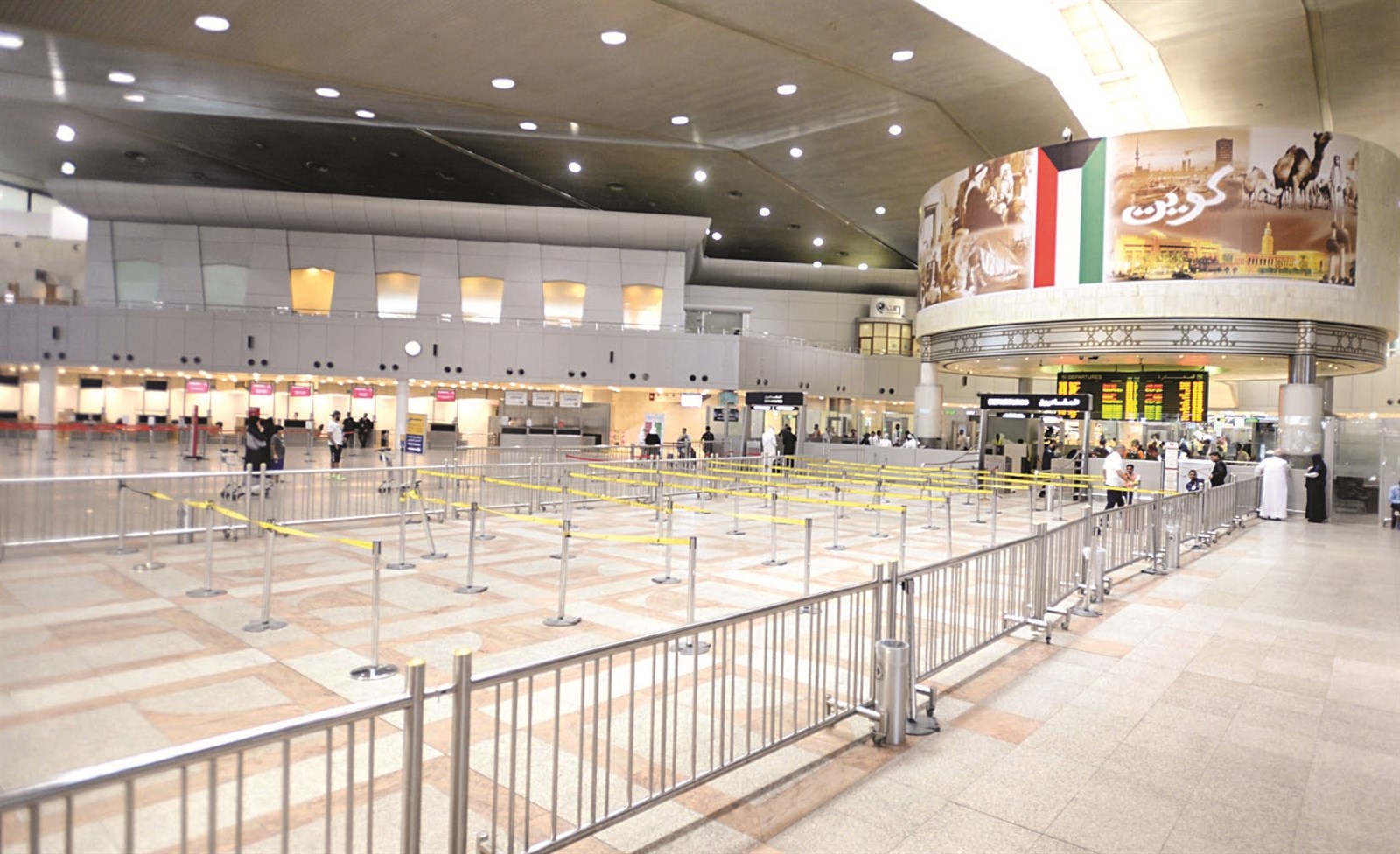 u0625u062du062fu0649 u0635u0627u0644u0627u062a u0627u0644u0645u0637u0627u0631 u0628u0644u0627 u0645u0633u0627u0641u0631u064au0646 (u062au0635u0648u064au0631 u0623u0633u0639u062f u0639u0628u062fu0627u0644u0644u0647)