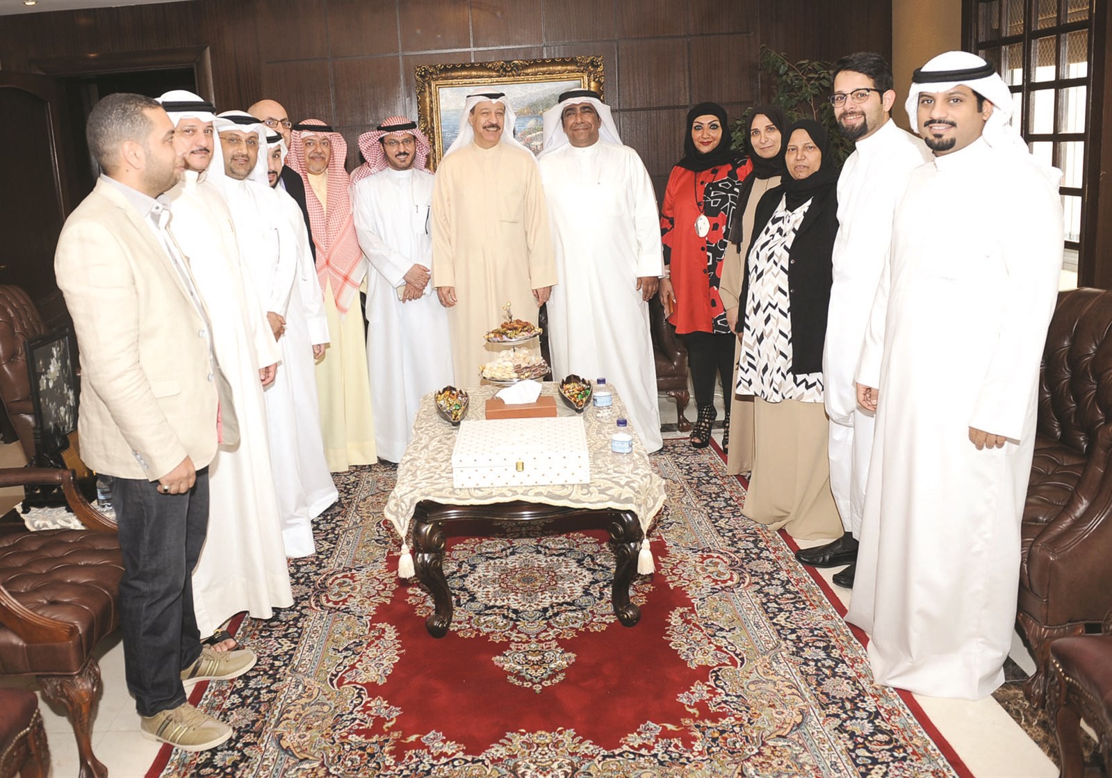 u0627u0644u0642u0637u0627u0646 u064au062au0648u0633u0637 u0627u0644u0648u0643u0644u0627u0621 u0627u0644u0645u0633u0627u0639u062fu064au0646 u0648u0645u0648u0638u0641u064a u0627u0644u0648u0632u0627u0631u0629 (u062au0635u0648u064au0631 u062cu0644u0627u0644 u0645u0639u0648u0636)