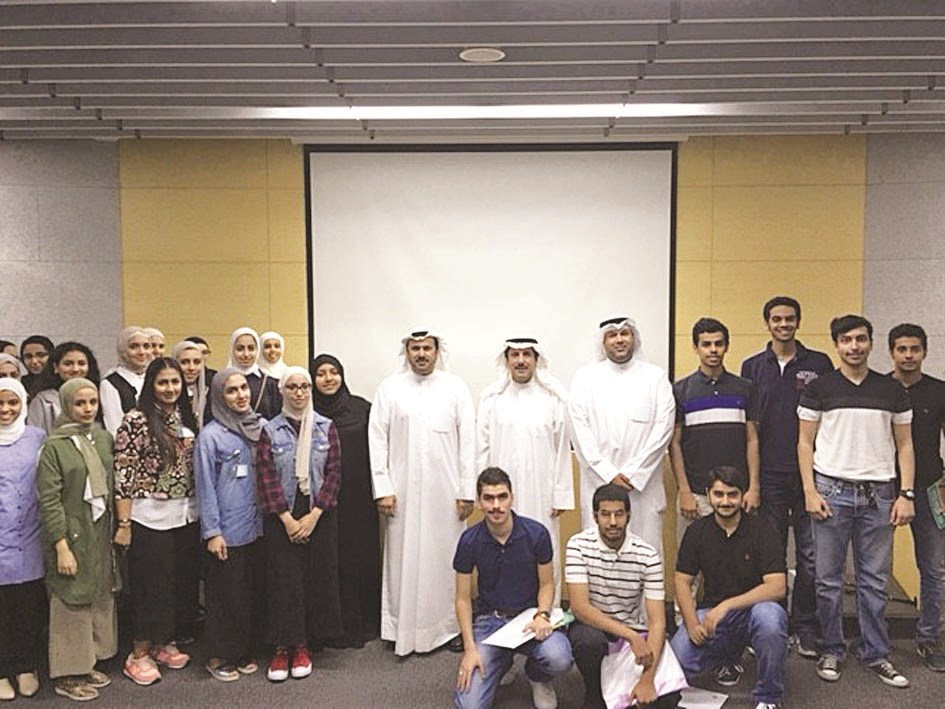 u0639u0632u0627u0645 u0627u0644u0635u0628u0627u062d u0645u062au0648u0633u0637u0627u064b u0637u0644u0628u0629 u0627u0644u0637u0628 u0627u0644u0643u0648u064au062au064au064au0646 u0627u0644u0645u0633u062au062cu062fu064au0646 u0641u064a u062cu0627u0645u0639u0629 u0627u0644u062eu0644u064au062c u0627u0644u0639u0631u0628u064a