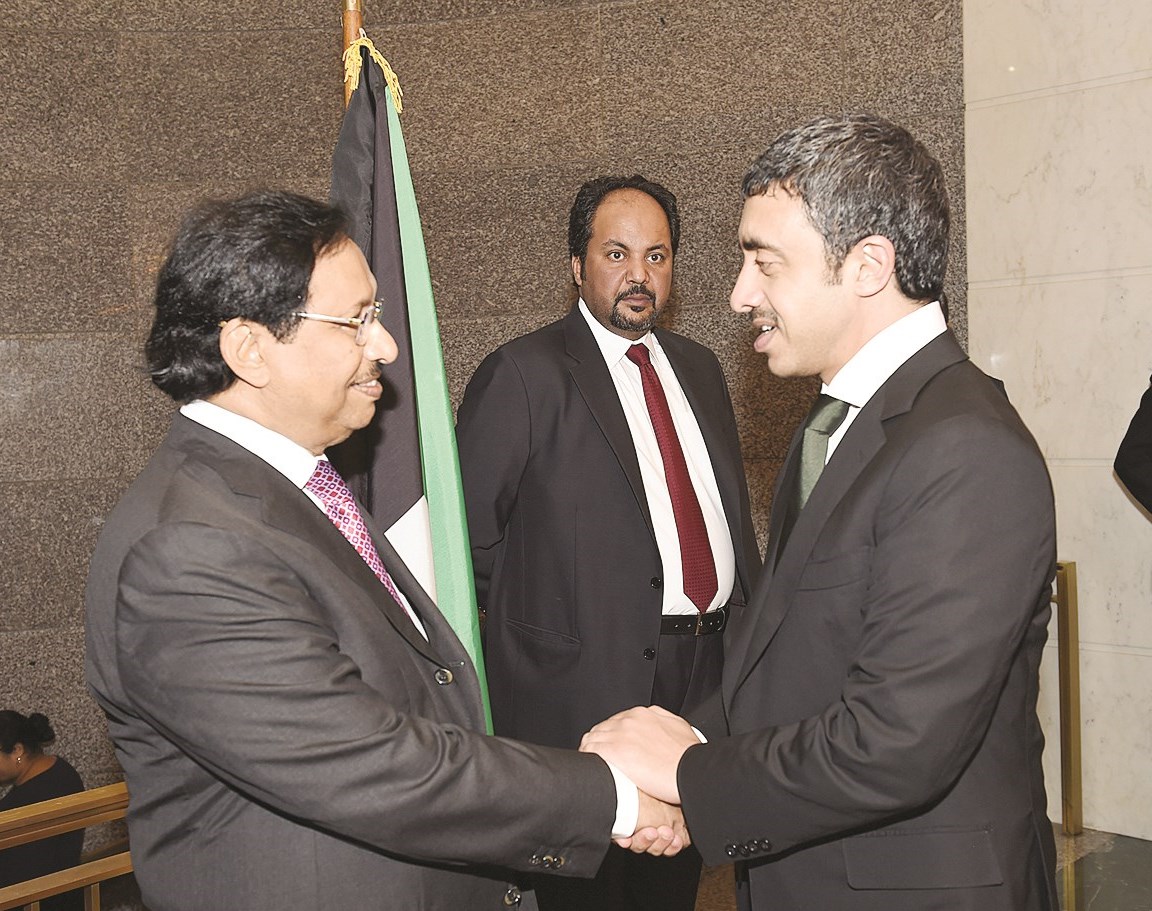 ... ووزير الخارجية الإماراتي